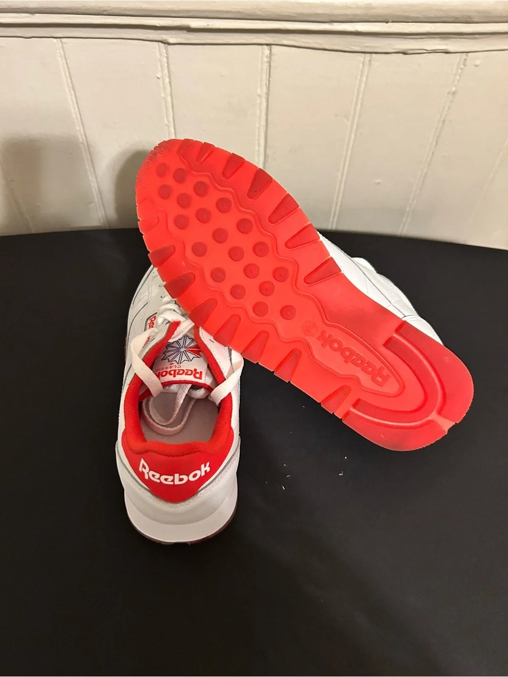 Reebok Classic Leather White Instinctive Red Retro Sneakers/Men’s 7.5